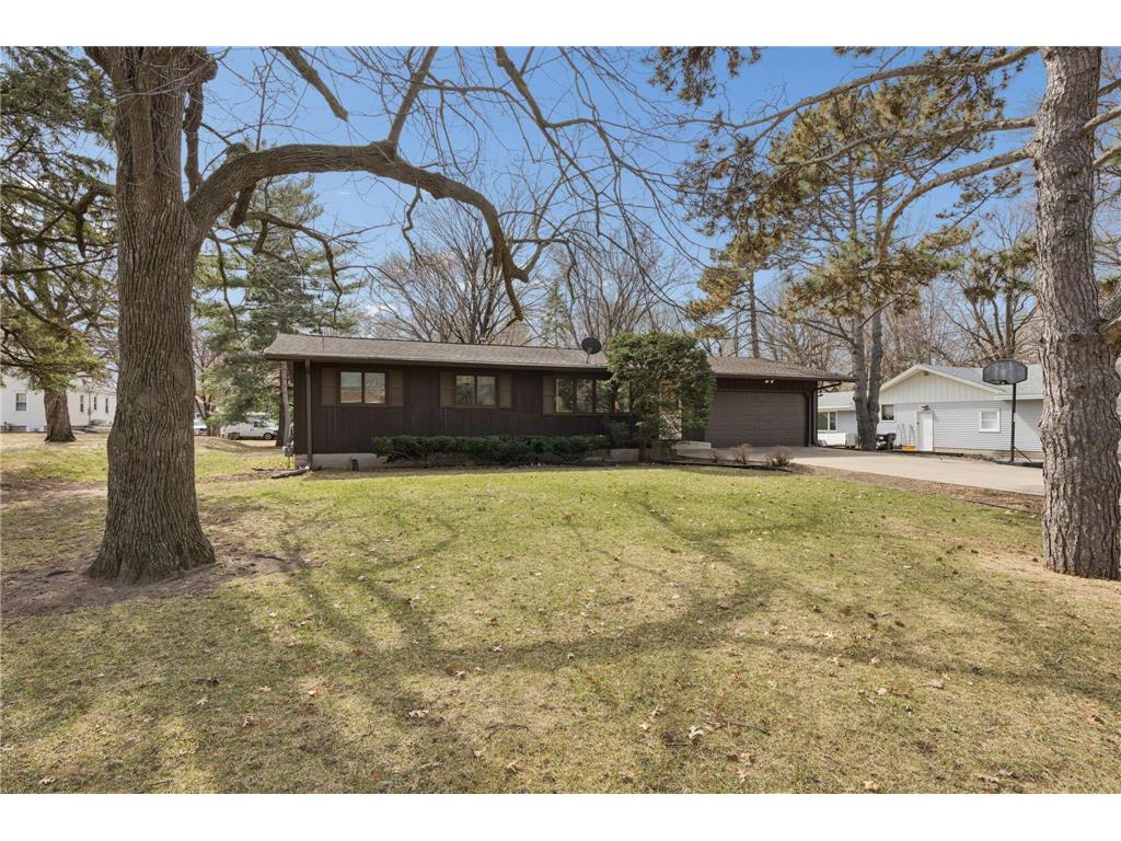 2740 Sherwood Road Mounds View MN 55112 7054670 image1