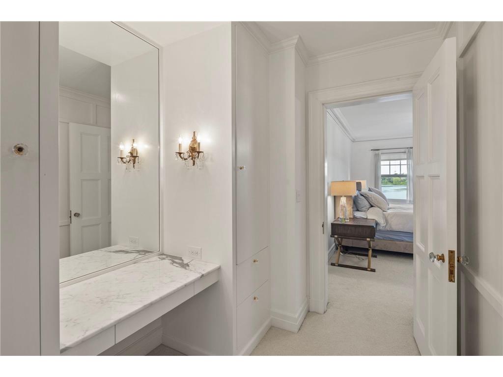 2740 W Lake Of The Isles Parkway Minneapolis MN 55416 - Lake of the Isles 6762235 image27