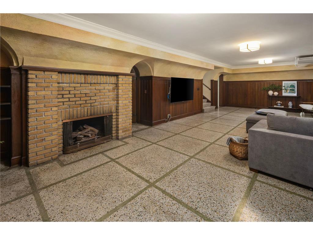 2740 W Lake Of The Isles Parkway Minneapolis MN 55416 - Lake of the Isles 6762235 image39