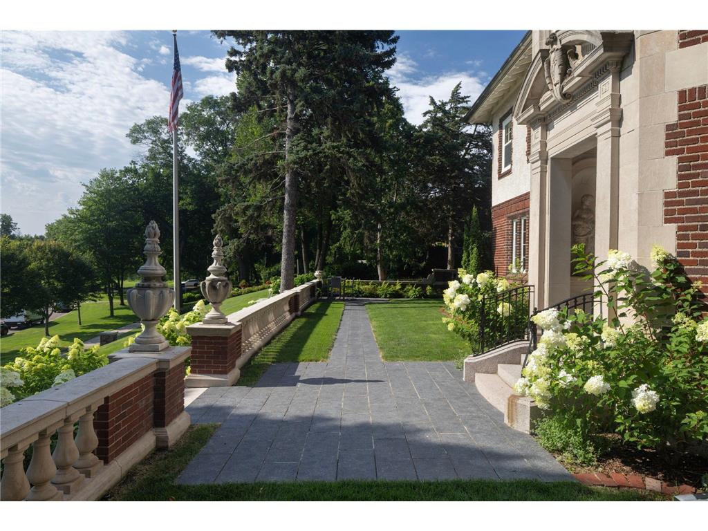 2740 W Lake Of The Isles Parkway Minneapolis MN 55416 - Lake of the Isles 6762235 image70