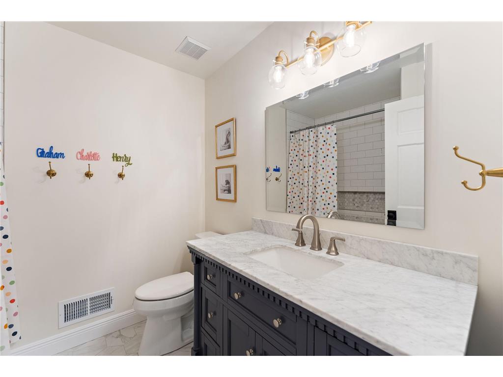 2741 Crescent Ridge Road Minnetonka MN 55305 7050270 image29