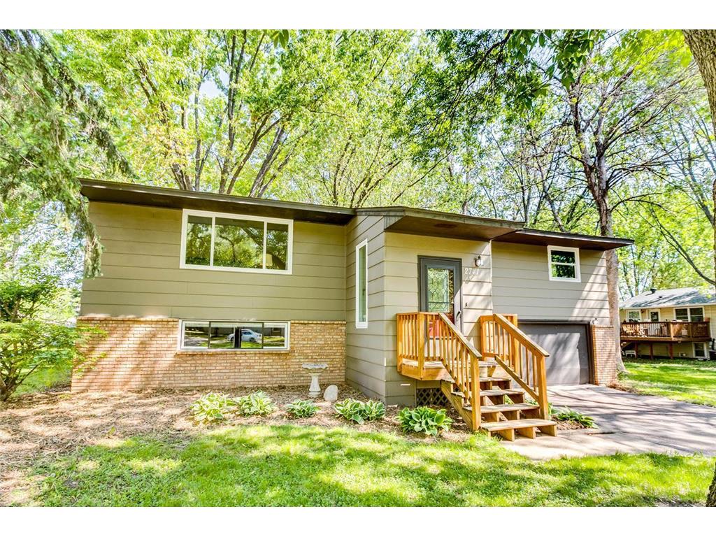 2741 Laport Drive, Mounds View, MN, 55112 MLS 6377695 Edina Realty