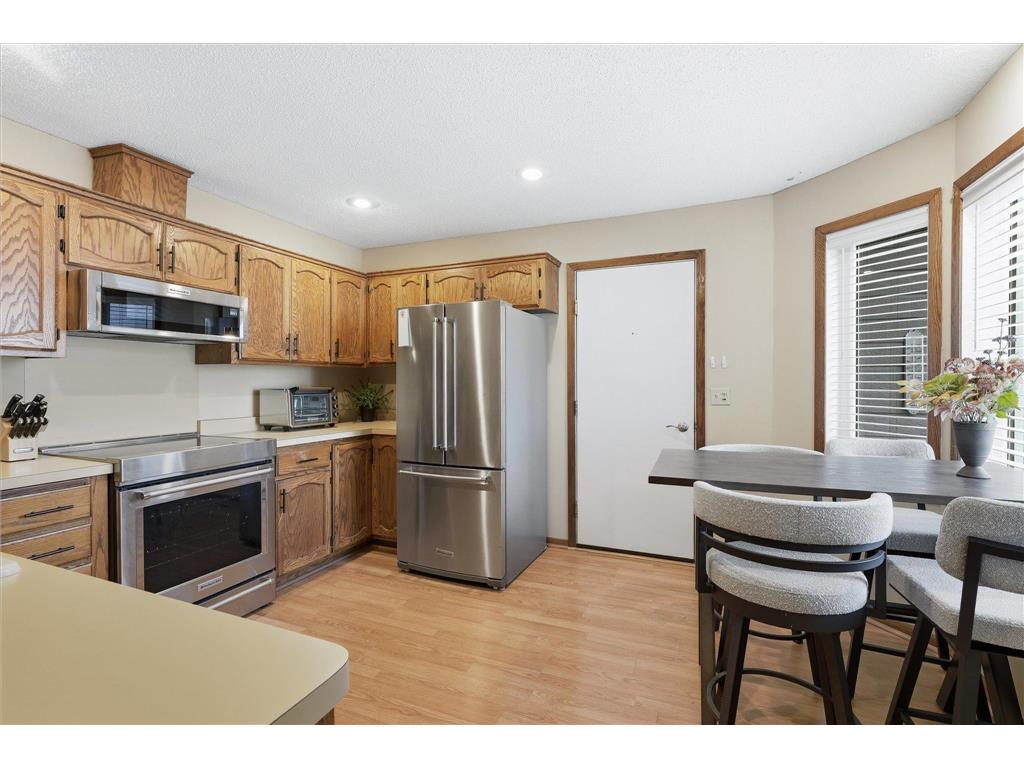2741 River Hills Drive S Burnsville MN 55337 7048328 image12