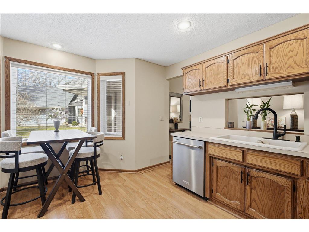 2741 River Hills Drive S Burnsville MN 55337 7048328 image13
