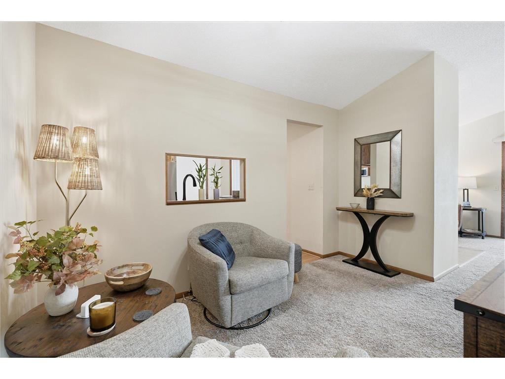2741 River Hills Drive S Burnsville MN 55337 7048328 image15