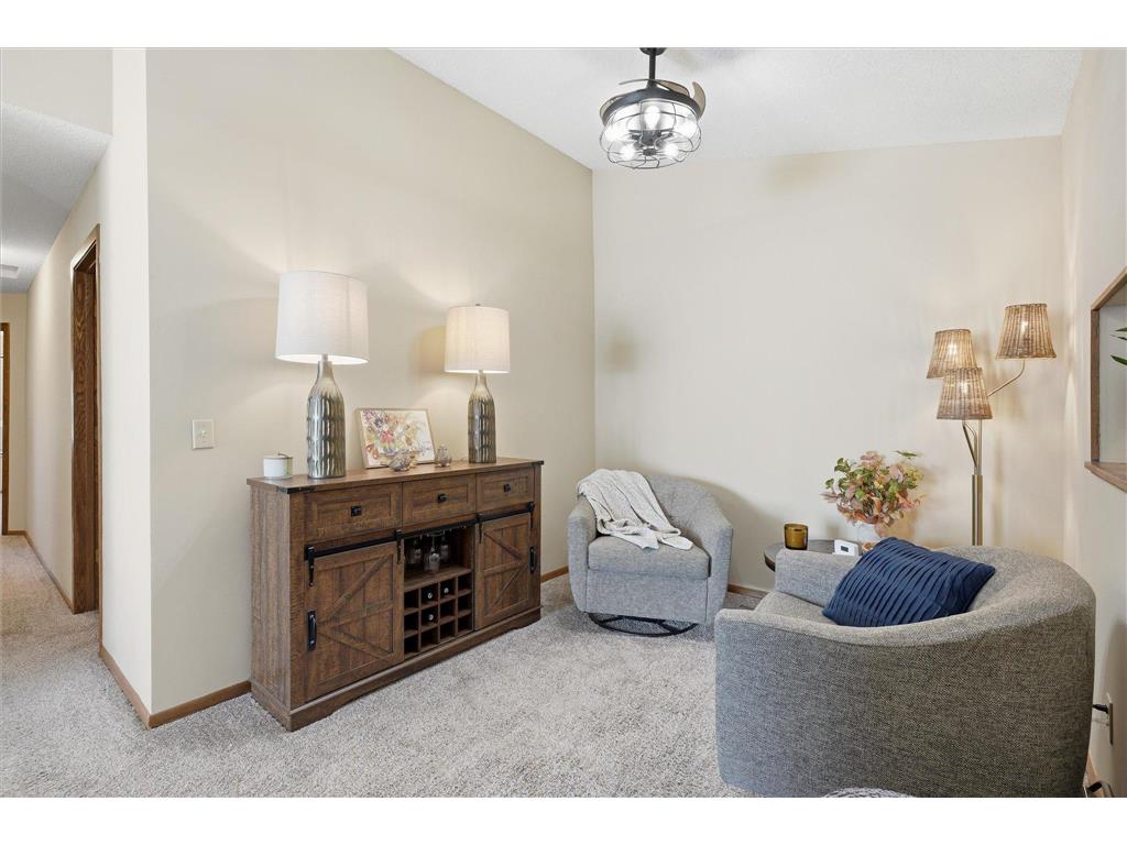 2741 River Hills Drive S Burnsville MN 55337 7048328 image17