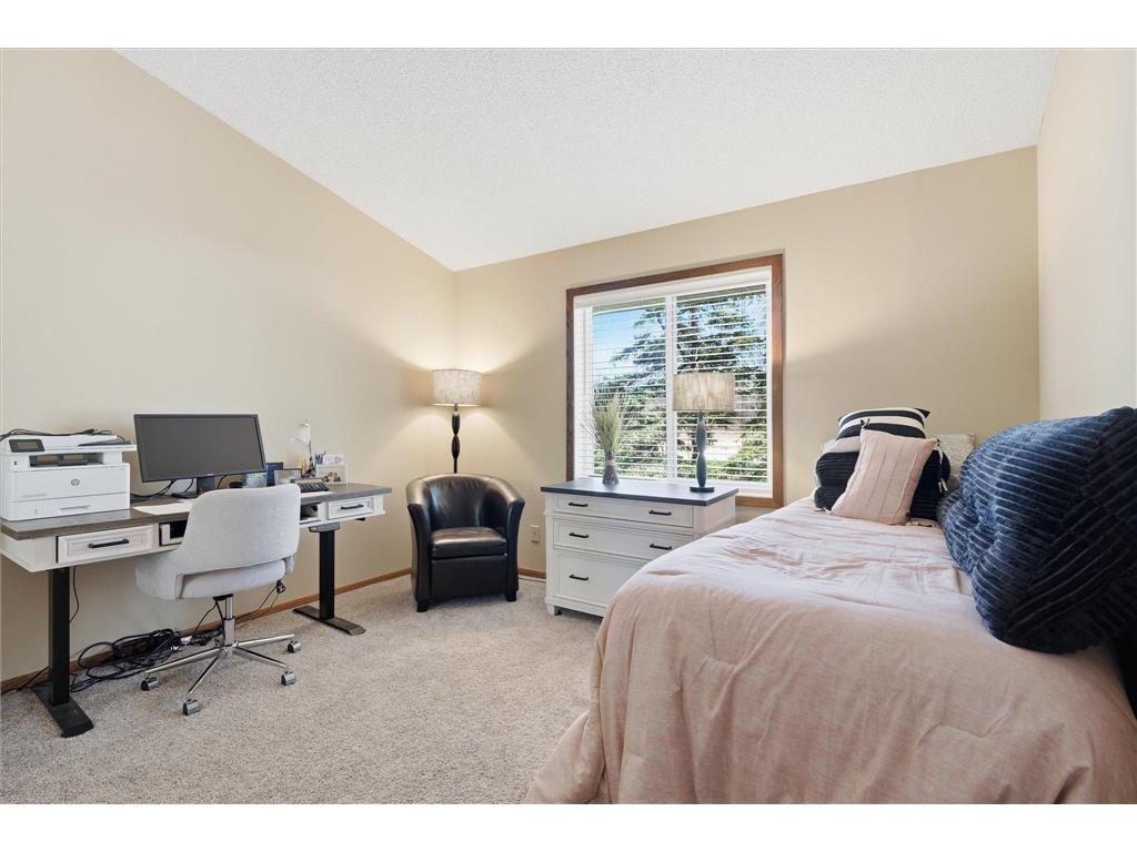 2741 River Hills Drive S Burnsville MN 55337 7048328 image22