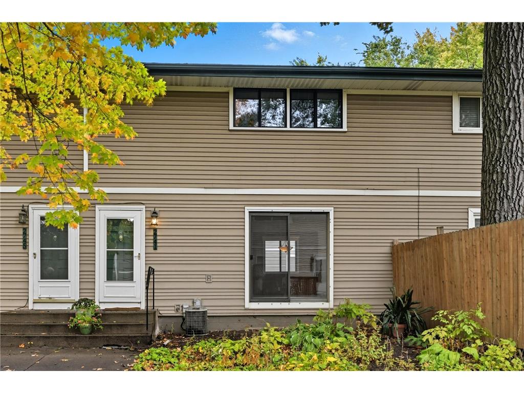 2741 Upland Court Plymouth MN 55447 6813898 image1