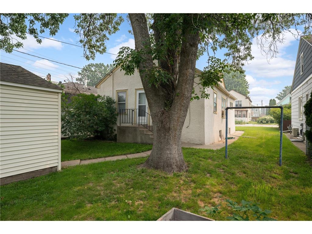 2742 Grand Street NE Minneapolis MN 55418 7109038 image17