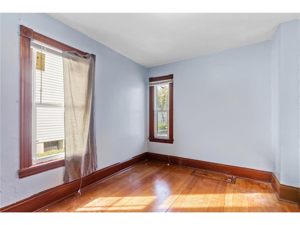 2742 Stevens Avenue Minneapolis MN 55408 7073807 image13