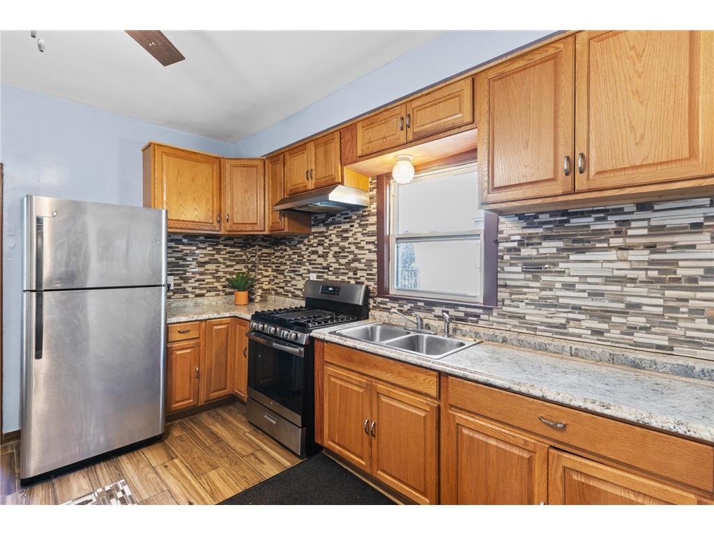 2742 Stevens Avenue Minneapolis MN 55408 7073807 image15