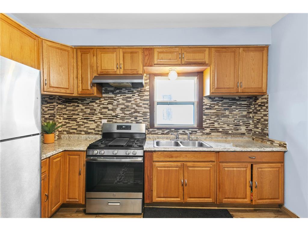 2742 Stevens Avenue Minneapolis MN 55408 7073807 image16