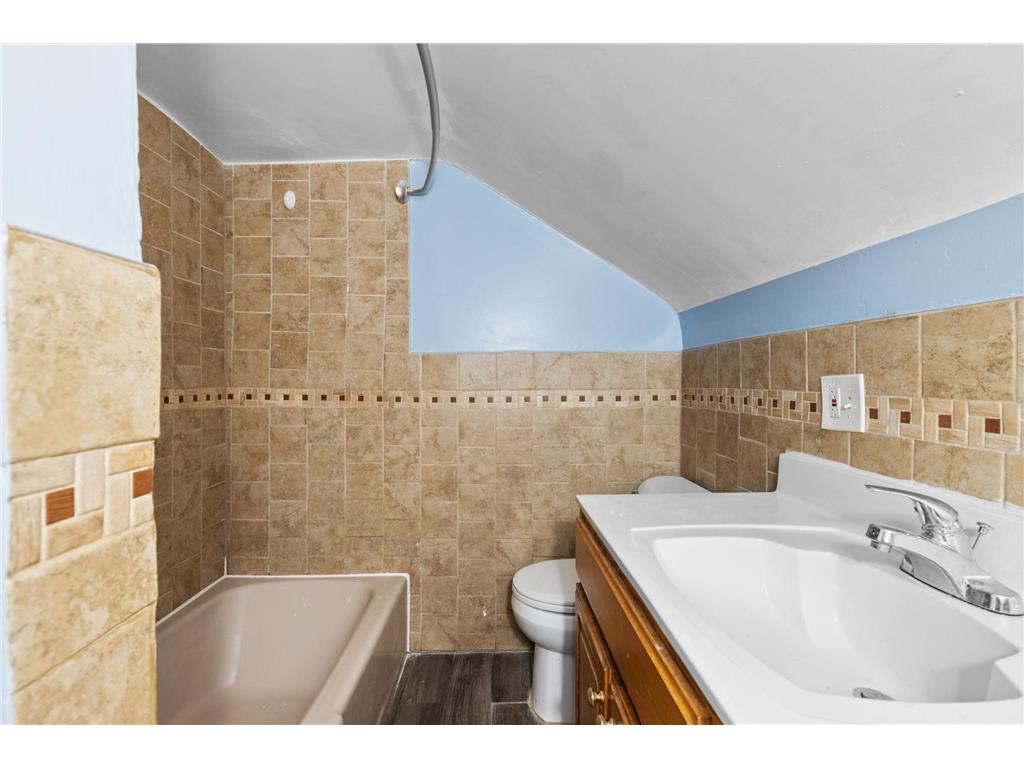 2742 Stevens Avenue Minneapolis MN 55408 7073807 image30