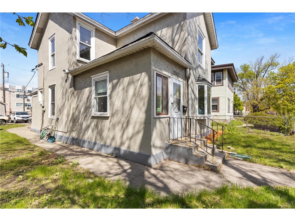 2742 Stevens Avenue Minneapolis MN 55408 7073807 image33