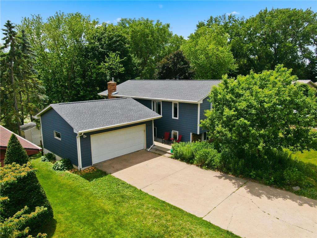 2744 Chisholm Avenue North Saint Paul MN 55109 - Casey Lake 7094220 image1