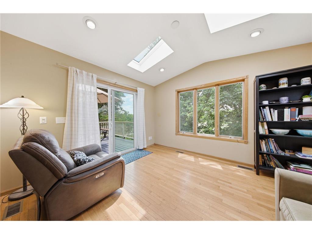 2744 Chisholm Avenue North Saint Paul MN 55109 - Casey Lake 7094220 image14