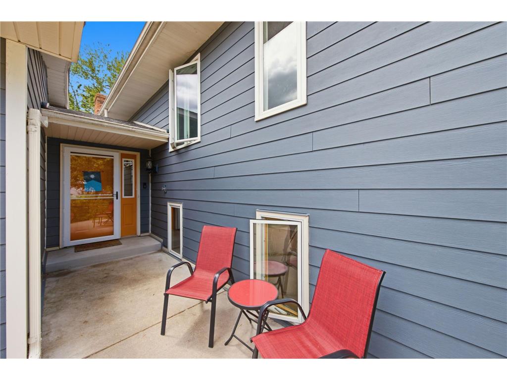 2744 Chisholm Avenue North Saint Paul MN 55109 - Casey Lake 7094220 image4