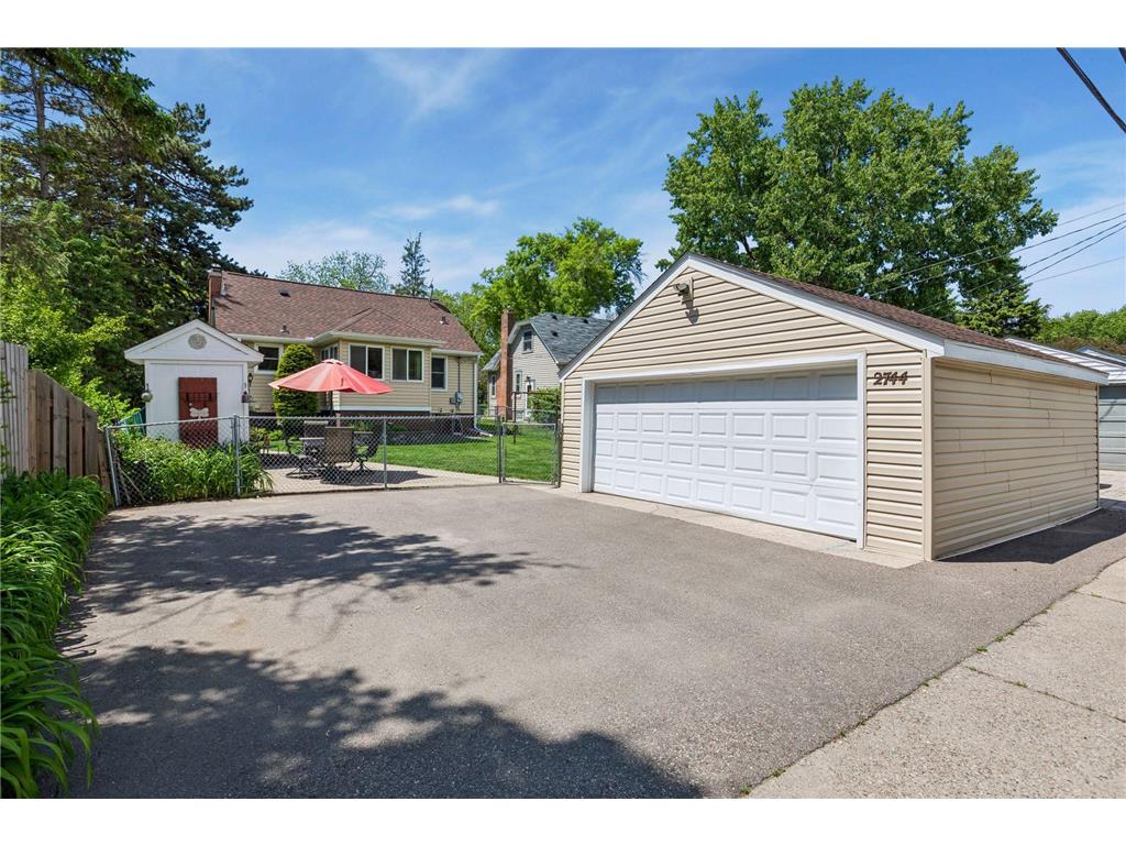 2744 Zenith Avenue N Robbinsdale MN 55422 7082858 image38