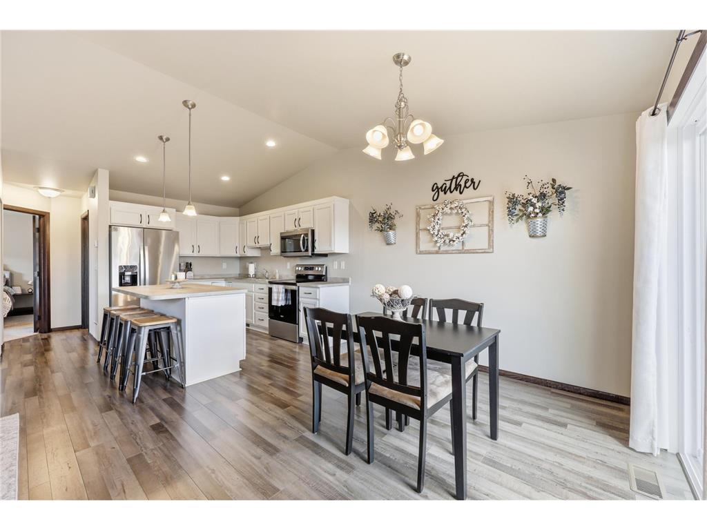 2745 10th Street W West Fargo ND 58078 7072143 image10