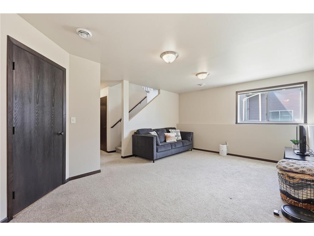 2745 10th Street W West Fargo ND 58078 7072143 image16