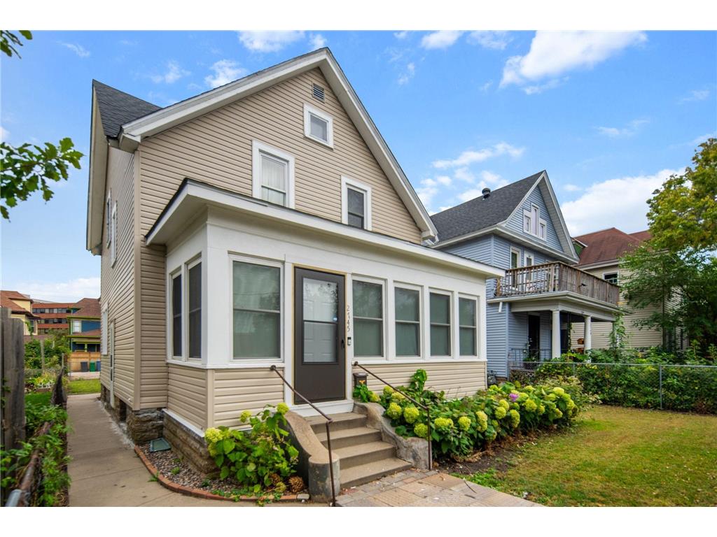2745 Columbus Avenue Minneapolis MN 55407 6800962 image1