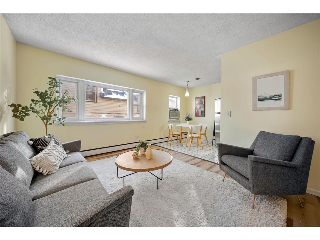2747 Dupont Avenue S #201 Minneapolis MN 55408 6423435 image1
