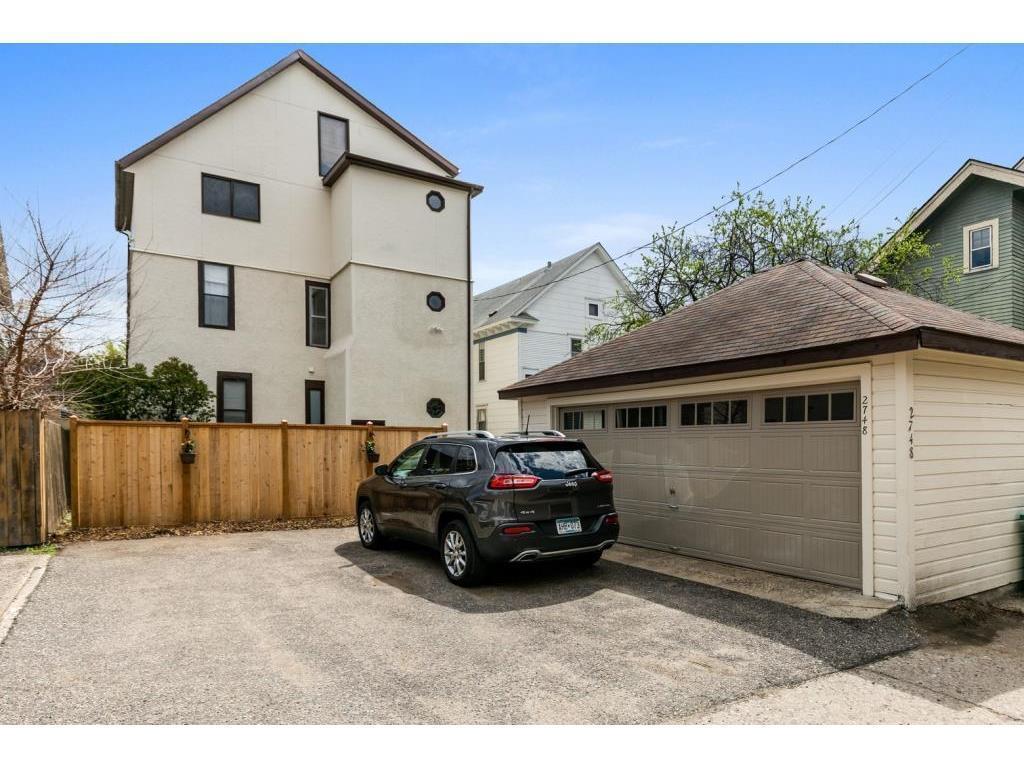 2748 Dupont Avenue S Minneapolis MN 55408 7061322 image15