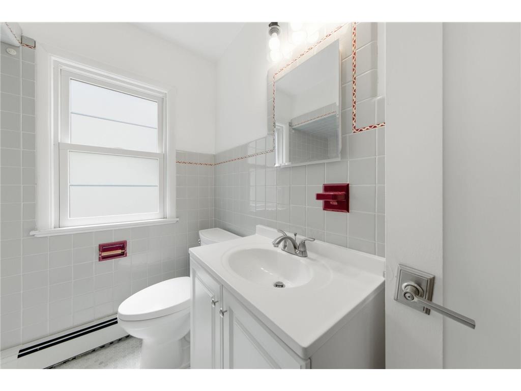 2748 NE Ulysses Street NE Minneapolis MN 55418 7067881 image9