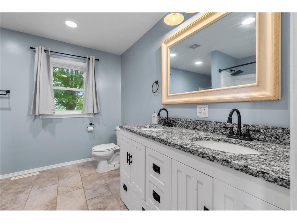 2749 210th Street Luck WI 54853 7101890 image13