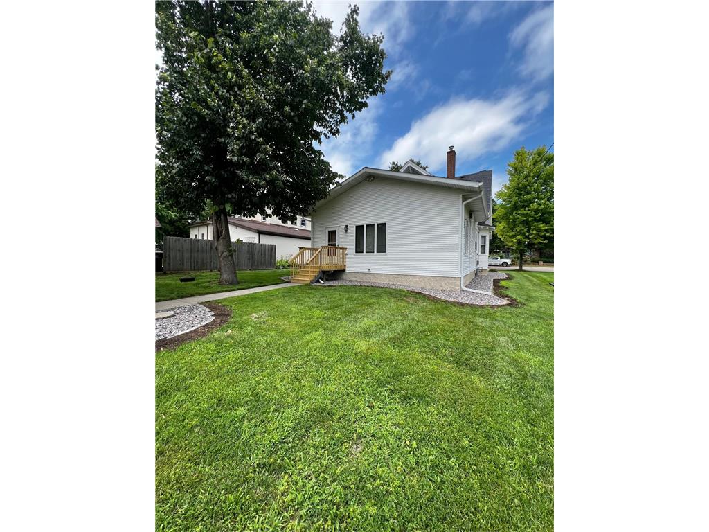 275 7th Avenue Granite Falls MN 56241 6794014 image82