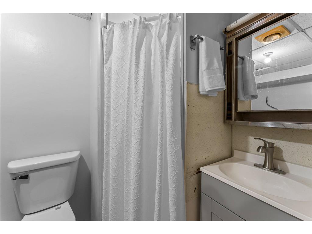 275 Andover Boulevard NW, Andover, MN, 55304 | MLS: 6747165 | Edina Realty