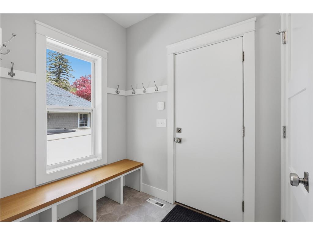 275 Crestview Avenue Orono MN 55356 7063394 image14