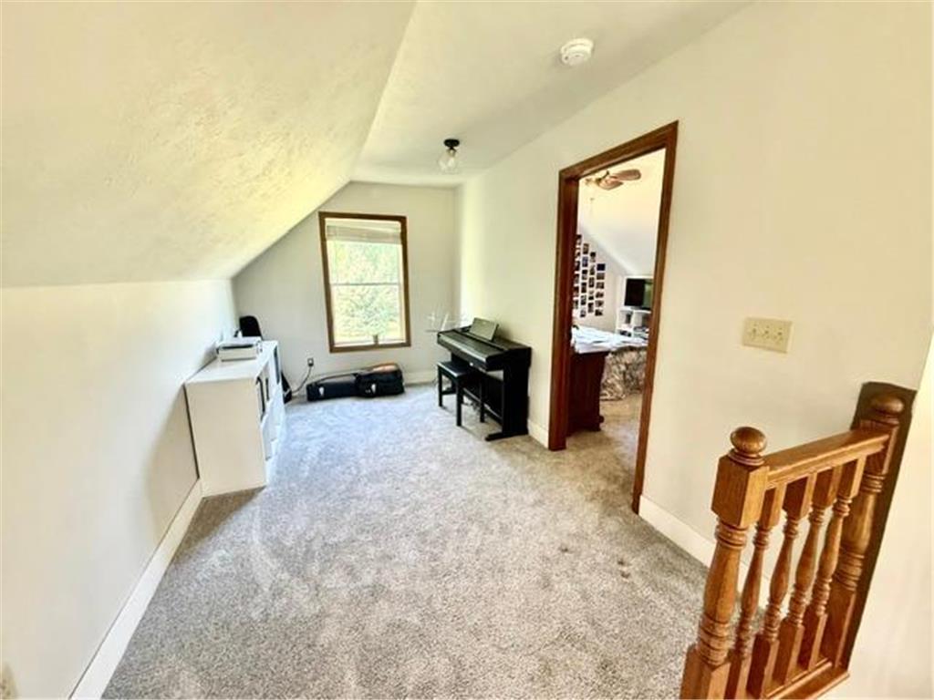 275 E High Street Vesta MN 56292 7095971 image16