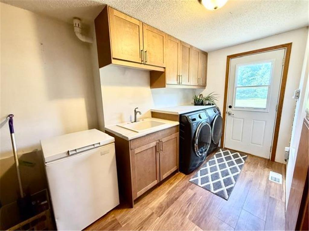 275 E High Street Vesta MN 56292 7095971 image34
