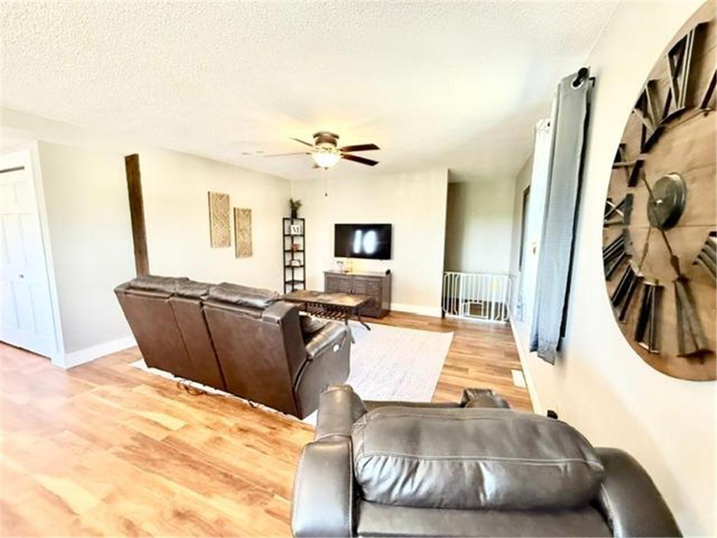 275 E High Street Vesta MN 56292 7095971 image37