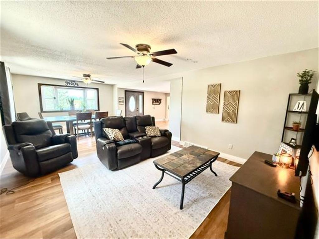 275 E High Street Vesta MN 56292 7095971 image38