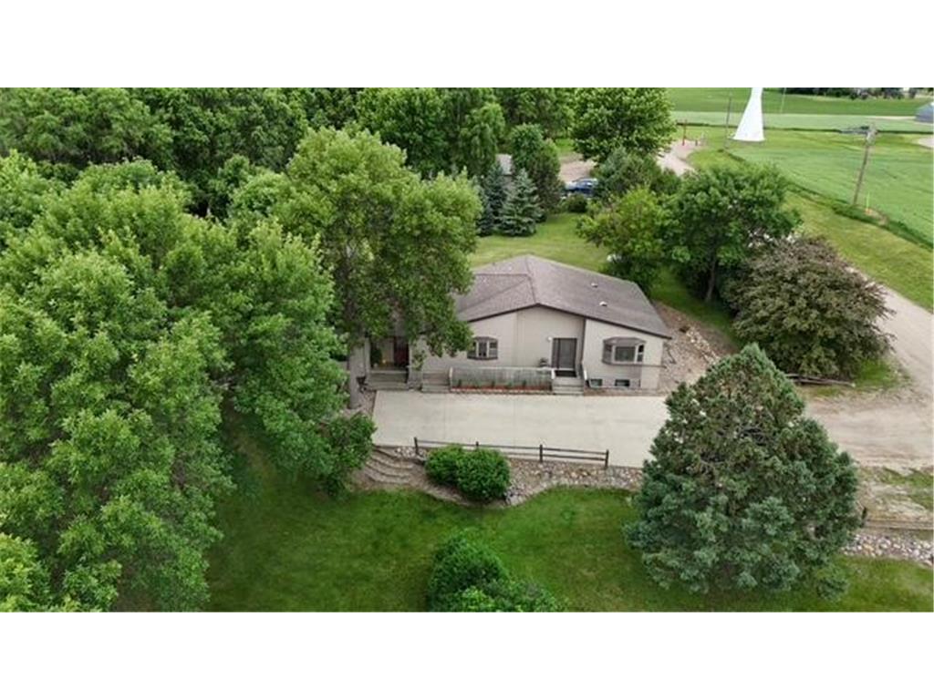 275 E High Street Vesta MN 56292 7095971 image4