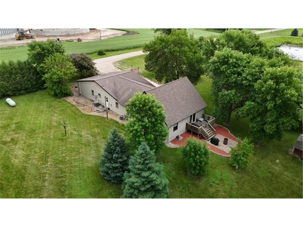 275 E High Street Vesta MN 56292 7095971 image6