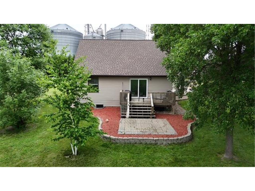 275 E High Street Vesta MN 56292 7095971 image8