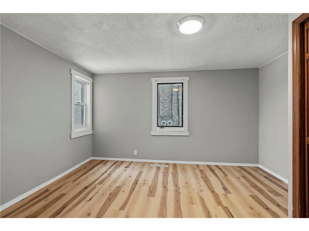 275 Western Avenue S Saint Paul MN 55102 7024621 image17