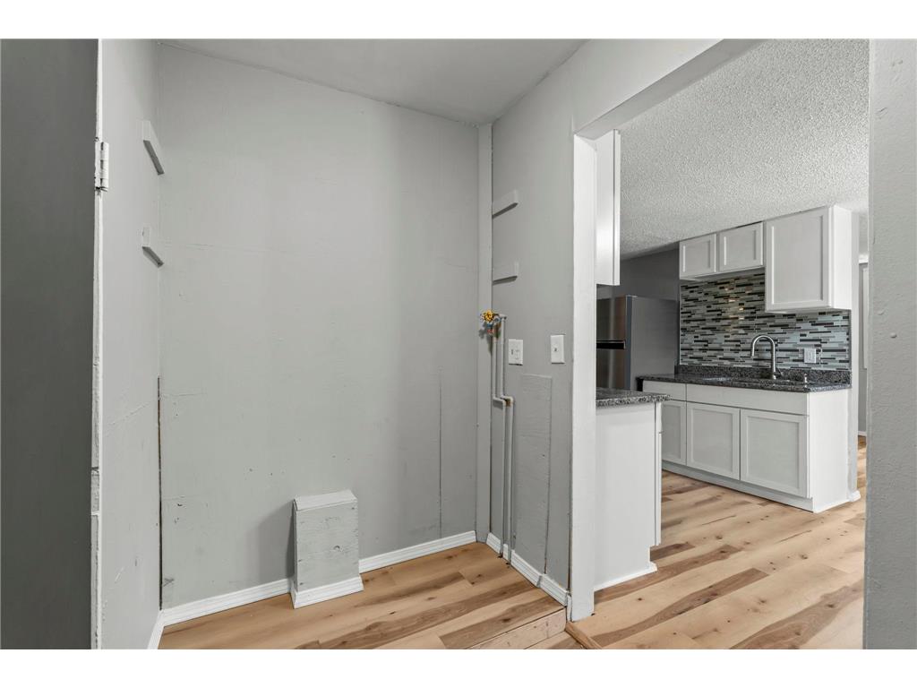 275 Western Avenue S Saint Paul MN 55102 7024621 image20