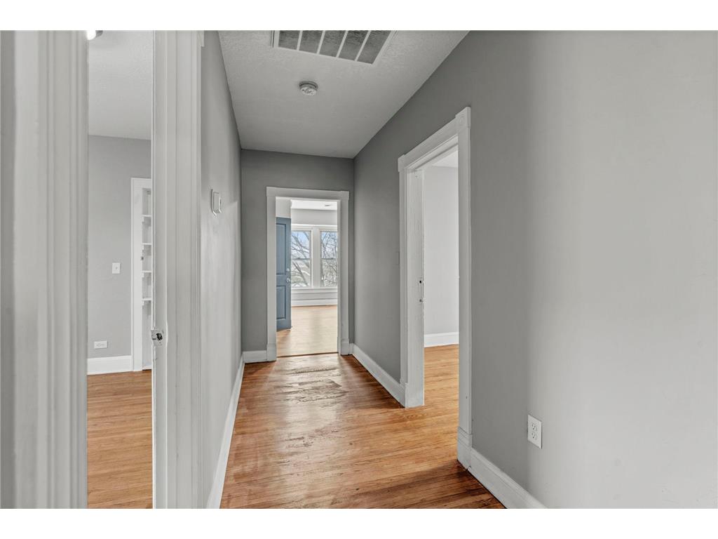 275 Western Avenue S Saint Paul MN 55102 7024621 image41
