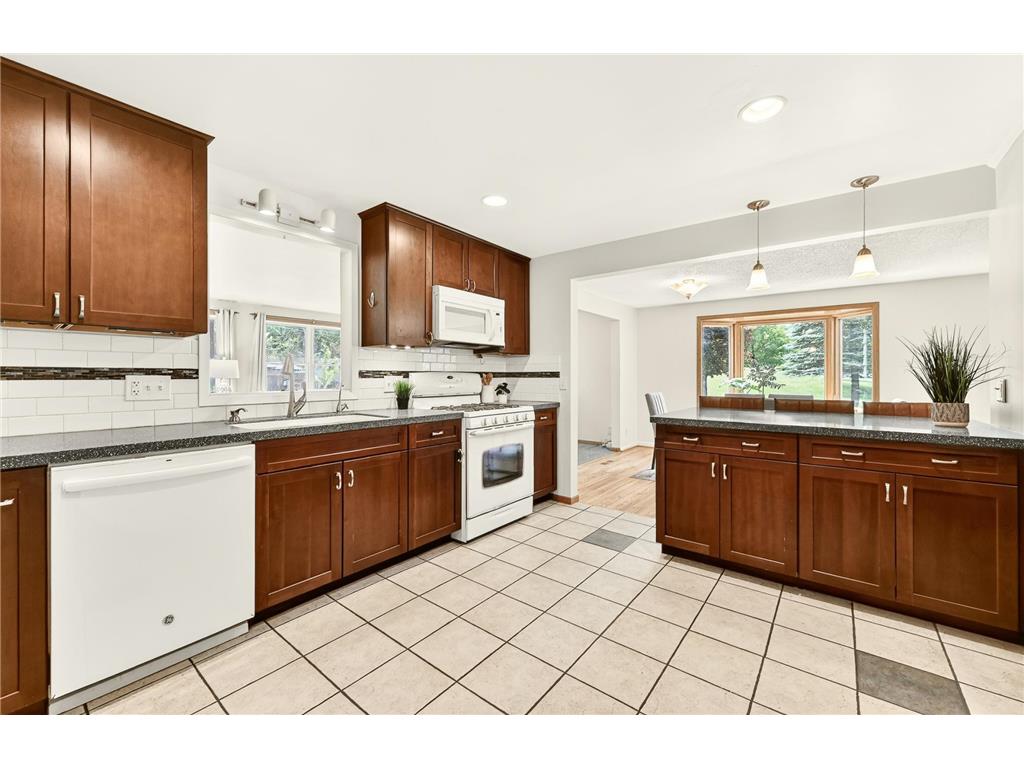 2750 Riverside Lane NE Rochester MN 55906 7008016 image16
