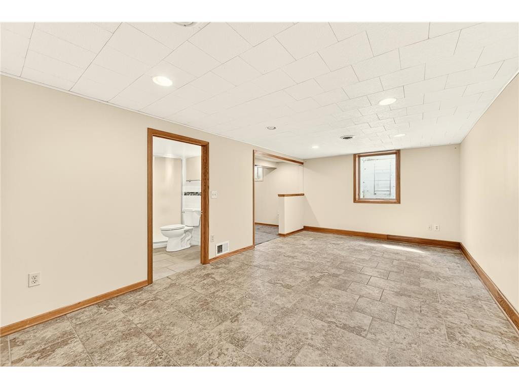 2750 Riverside Lane NE Rochester MN 55906 7008016 image27