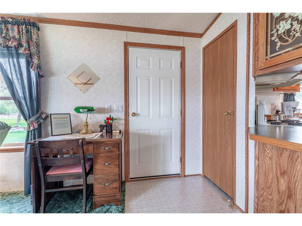 27513 340th Avenue Underwood MN 56586 - East Lost Lake 7076729 image23