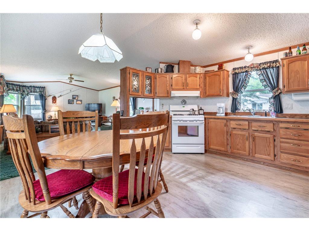 27513 340th Avenue Underwood MN 56586 - East Lost Lake 7076729 image24