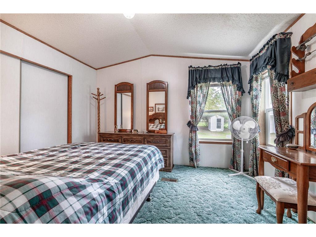 27513 340th Avenue Underwood MN 56586 - East Lost Lake 7076729 image40
