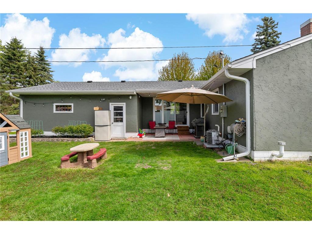 2753 Delaware Avenue North Saint Paul MN 55109 7070700 image15