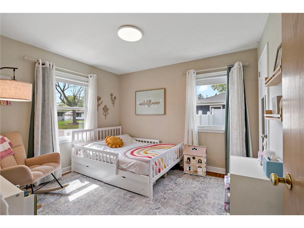 2753 Delaware Avenue North Saint Paul MN 55109 7070700 image32