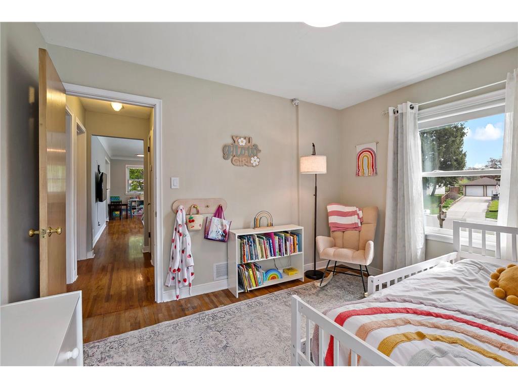 2753 Delaware Avenue North Saint Paul MN 55109 7070700 image33